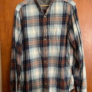 Men's Plaid Button-Down Shirt